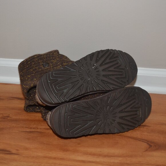 Ugg Classic Cardy Women's Brown Metallic Button knit Sweater Boots Size 9 - Picture 10 of 13